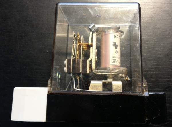 RP102 3P - 110Vss ( PP11259 ) .. cena na dotaz / price on request