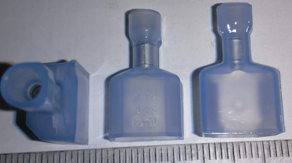 3-520107-2  - Konektor plochý 6,3mm/0,8mm kolík,  krimpovací,  modrý .. balení 100ks za 100Kč