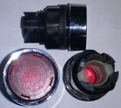 T10C RU rudá - spínací hlavice s prosvětlením