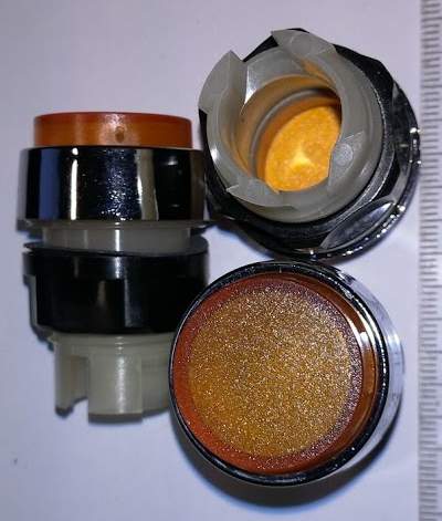 T10EZL - prosvětlovací hlavice žlutá pro žárovku   .. cena na dotaz / price on request