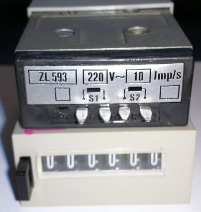 není skladem - počítadlo, 6 míst, MASSI ZL593 - 220Vstř 10imp/s   .. cena na dotaz / price on request