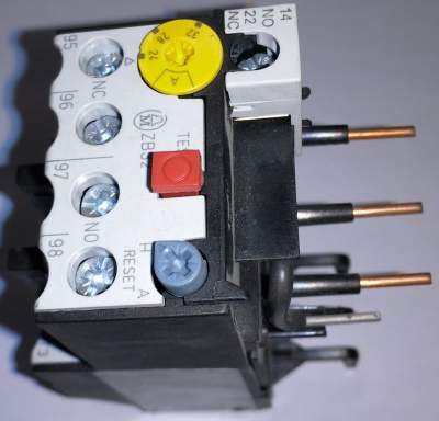 MOELLER ZB32-32 .. cena na dotaz / price on request