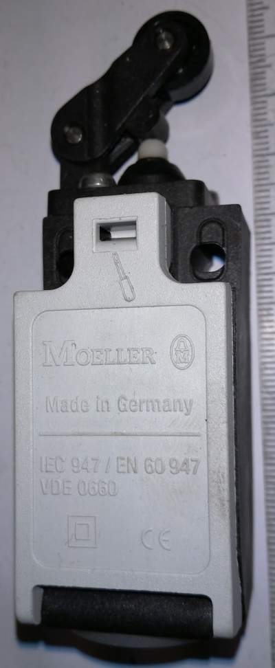 spínač AT0-11-S-I   .. cena na dotaz / price on request