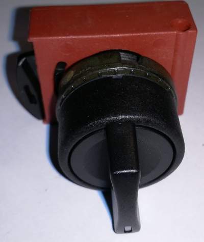 P9XSMZ1N - Ovládací hlavice otočná 3 poz. plast I-0-II černá (s návratem z I) (spínání Z,B)   .. cena na dotaz / price on request