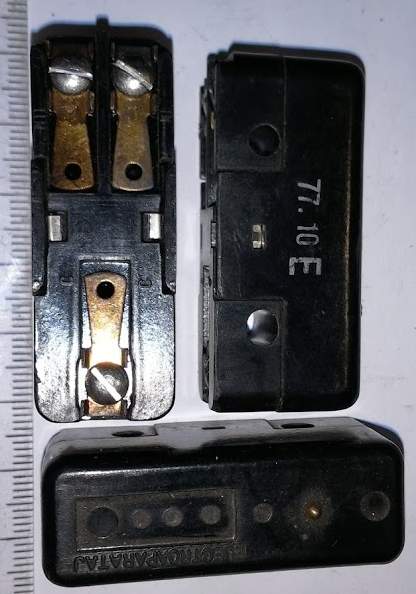 mikrospínač 5900 380V 2A 77.10E ELECTROAPARATAJ  .. cena na dotaz / price on request