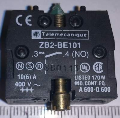 mikrospínač ZB2-BE101