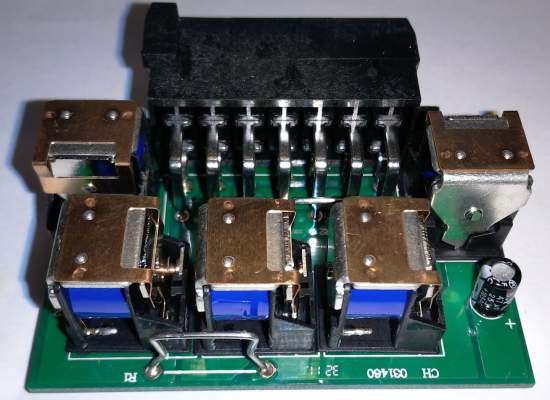 osazená deska na ND s 5x relé GOODSKY AR109D1