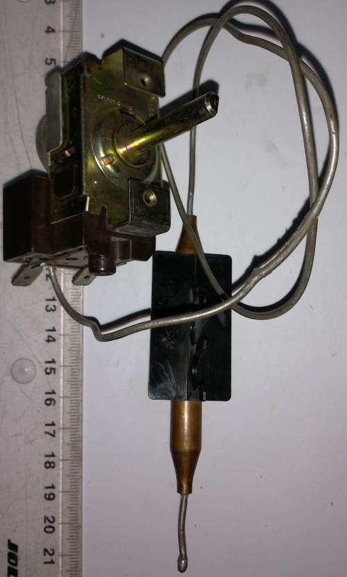 termostat ART24A141, starší  ..  cena na dotaz / price on request