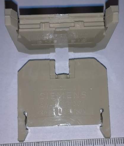 svorka SIEMENS 8WA11 011-1DG11 - 4mm2 .. balení 12ks za 60Kč