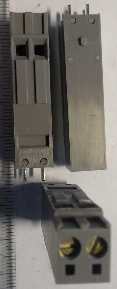 svorka 2pin entrelec   .. balení 7ks za 50Kč