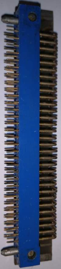 TY5176211 - FRB konektor 62pin,zapájený, špinavý