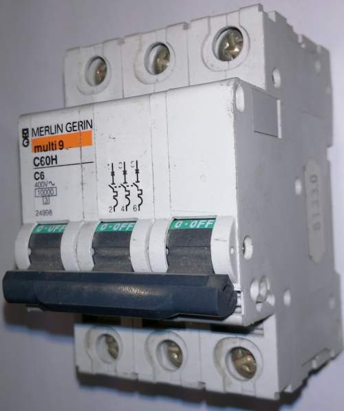 jistič 3-pol MERLIN GERIN multi9 - C60H C6