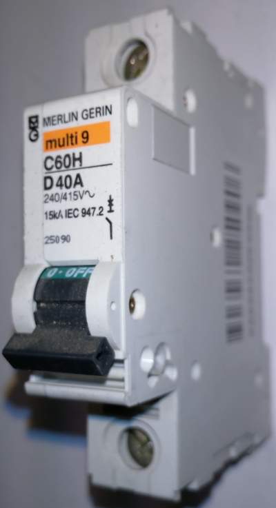 jistič 1-pol MERLIN GERIN multi9 - C60H D40A