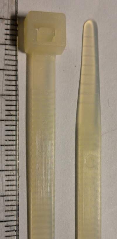 není skladem - vázací páska LPR3024-N bílá, délka 250mm, šířka 4,7mm .. balení 100ks