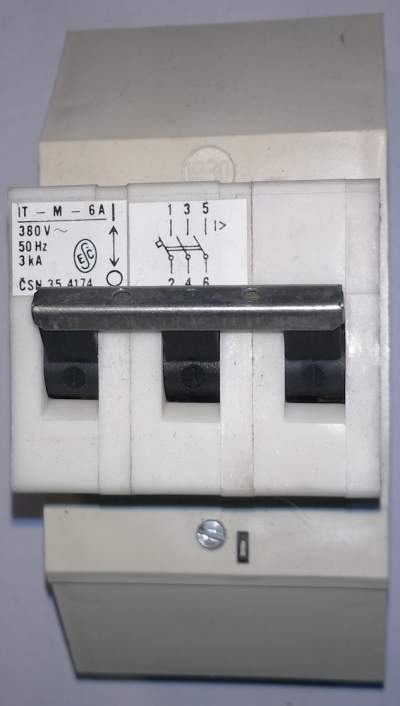 jistič 3f IT-M-6A 380V 50Hz 3kA .. cena na dotaz / price on request