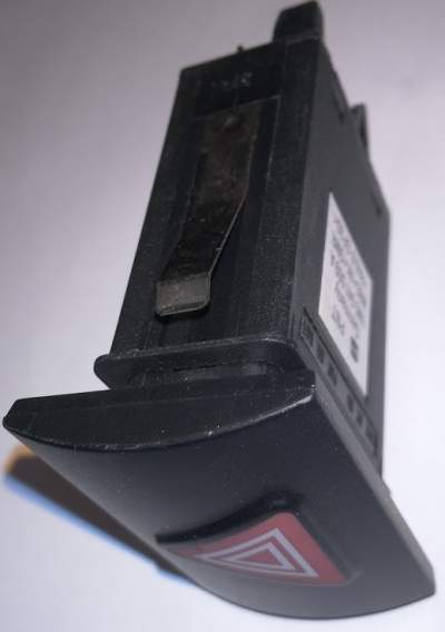 není skladem - přepínač PNT 1M0 941 509 A