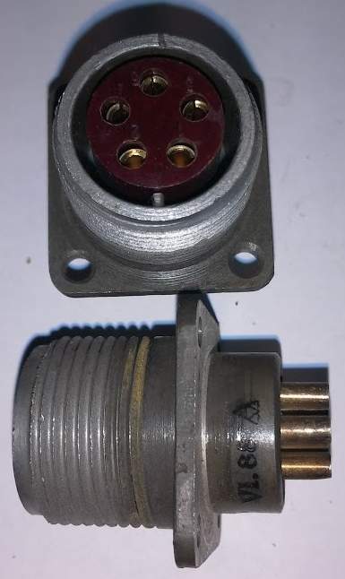 SR20B5G10 - konektor 5pin   .. cena na dotaz / price on request