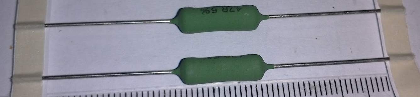 R 47R 4W 5% VISHAY  ..   balení 50ks za 99Kč