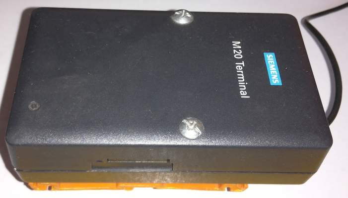 M20 terminal SIEMENS starší, na lištu    .. cena na dotaz / price on request