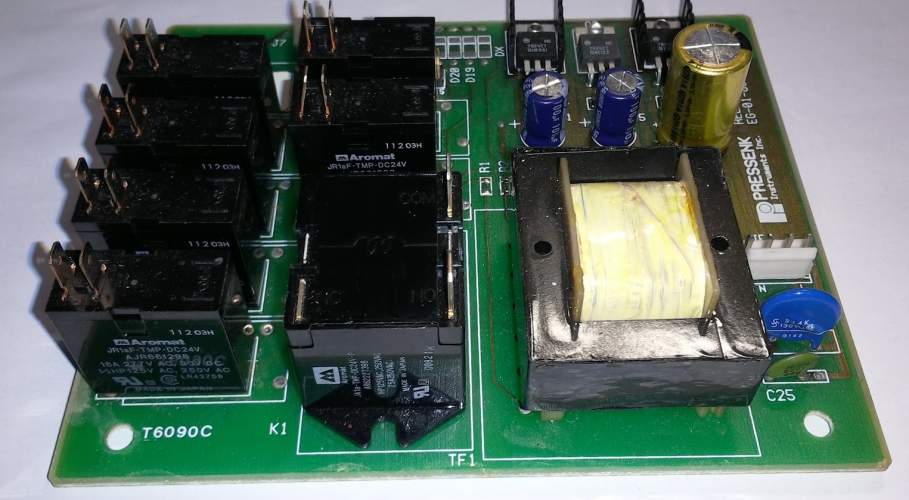 není skladem - releová deska  na ND, 7xrelé, ...