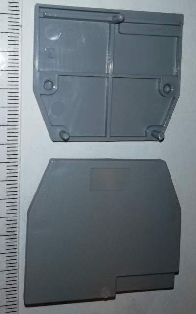 1SNA118618R0100 - Entrelec, End Section, FEM Series  ...  balení 20ks za 40Kč