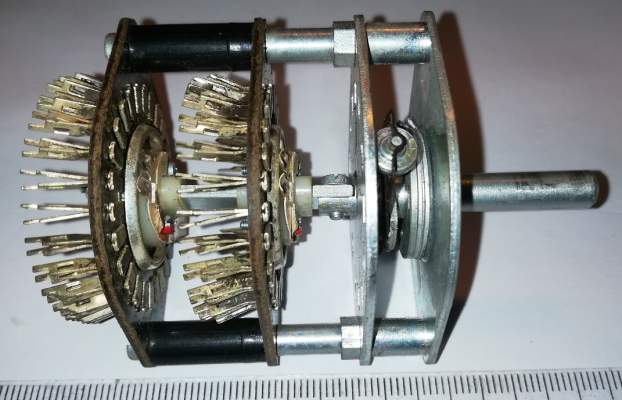 přepínač 25 poloh, 2 patra, nový, se zarážkou