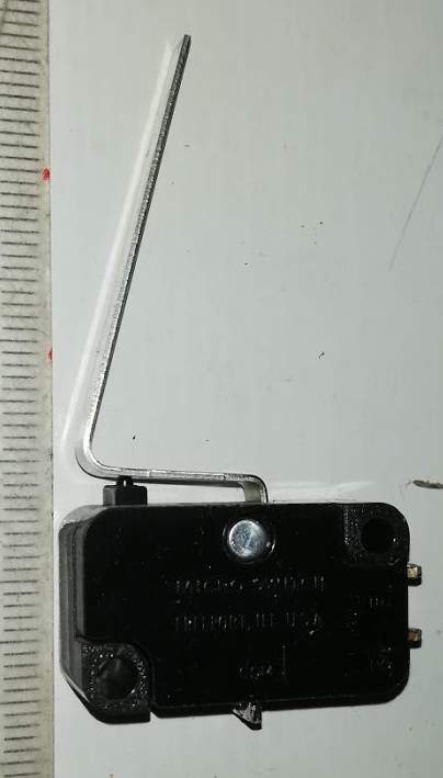 mikrospínač V3L-1084