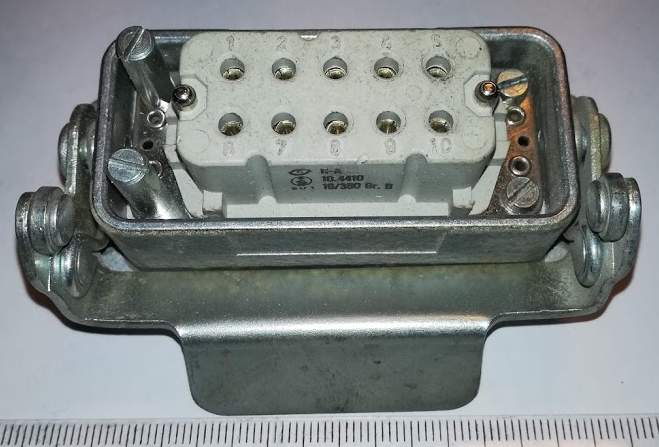 konektor 10pin samice do panelu, použitý  .. cena na dotaz / price on request