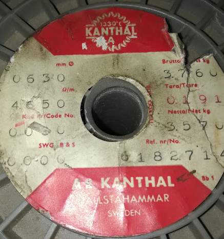 není skladem - odporový drát KANTHAL d=0,630mm, 4,65 ohm / metr  ... balení 50m za 150Kč