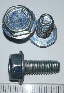 není skladem - šroub M6x16 šestihran  ..  .. balení 100ks za 50Kč