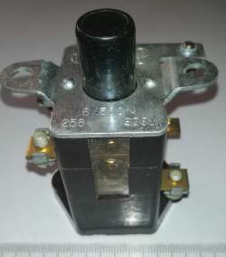 tlačítko 6A 500Vstr - 256 104u .. 2x spínací  .. cena na dotaz / price on request