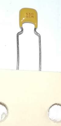 není skladem - C 560pF 500V SR217A561JAATR2  .. balení 490ks za 60Kč