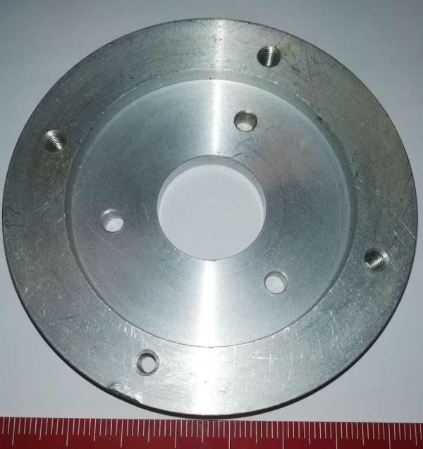 Al příruba ke snímači IRC .. průměr 80mm, tlouštka 10mm