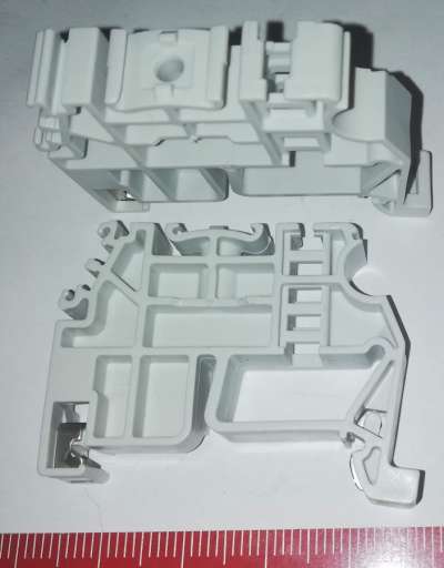 Koncový doraz L 1SNA399903R0200  Entrelec  .. balení 14ks za 90Kč