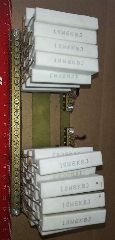 není skladem - odporová zátěž složená z 54ks 6k8 10W