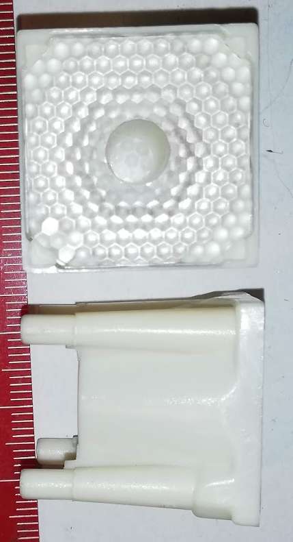 krytka-čočka k LED diodám