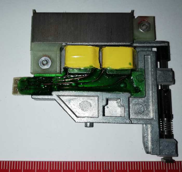 elektromagnet, neznámé parametry   .. cena na dotaz / price on request