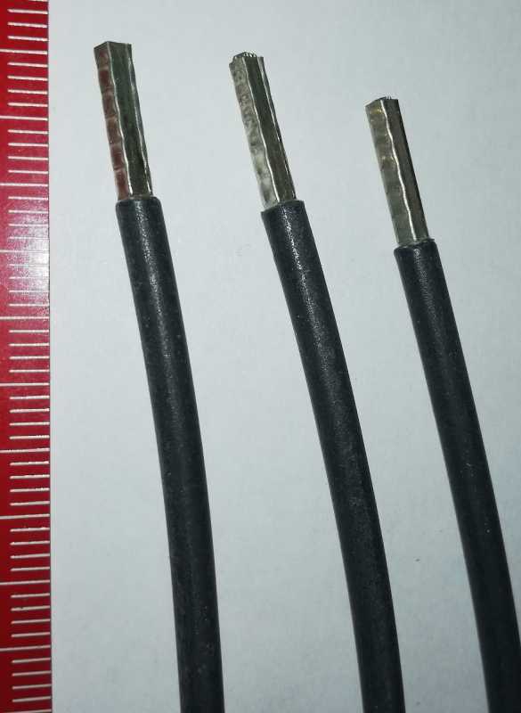 vodič 15cm s nalisovanými koncovkami, RADOX CSA CL 1503 14AWG .. balení 50ks za 50Kč