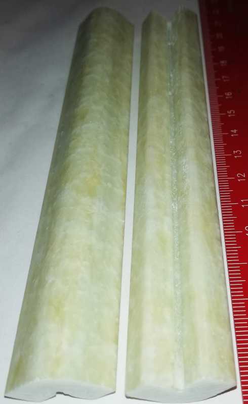 lišta B16-16-8x145mm Fibrolux ( nějaký plast nebo textit)