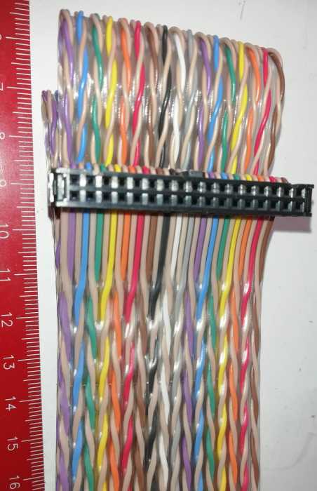 plochý kablik 1,5m 34pin s konektorem