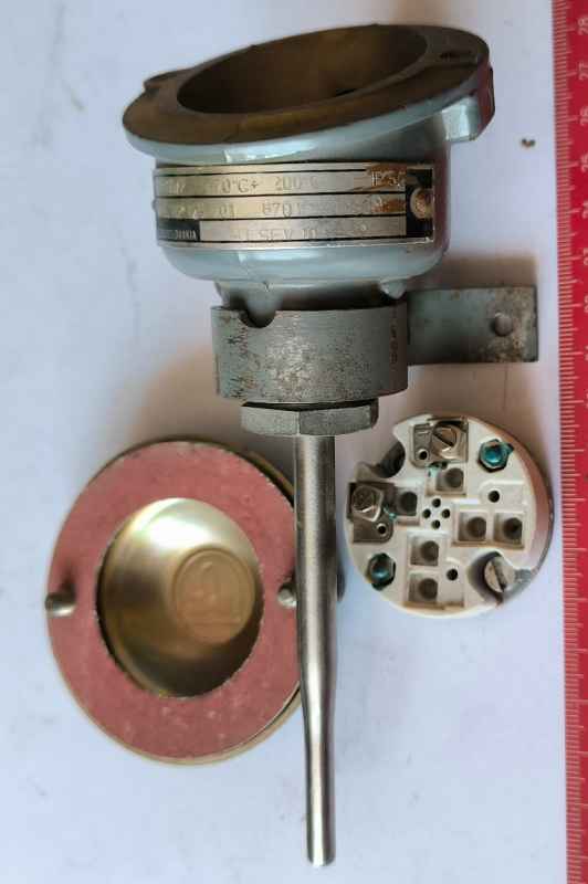 pouzdro z čidla Pt100, starší, bez sensoru, dle foto (110)