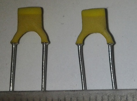 Philips C - 1nF - 500V 10% RM5 .. balení 82ks za 100Kč