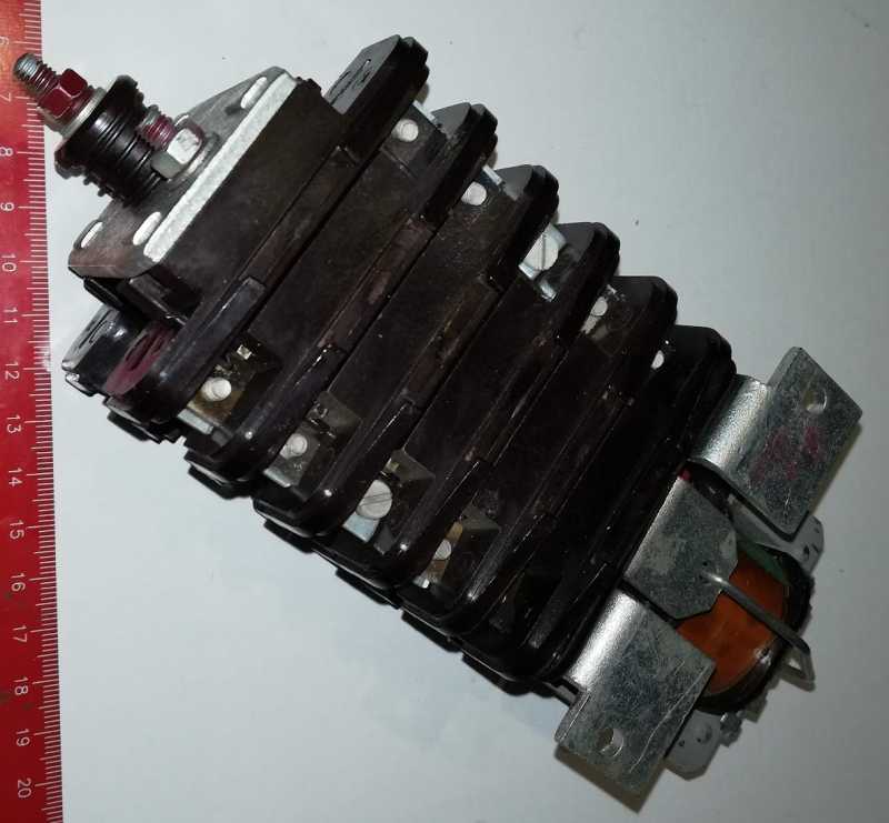 stykač R4-122,  220V/50Hz  .. cena na dotaz / price on request