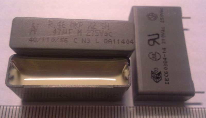 C 0,47uF M 275Vac 20% MKP X2 SH .. balení 50ks za 50Kč