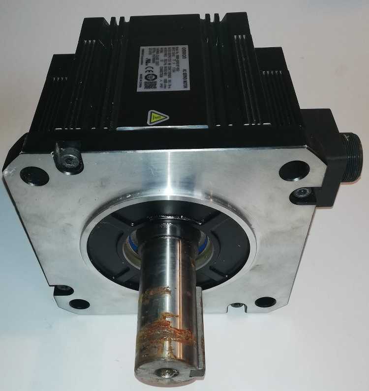 AC servo motor R88M-K2K010T-BS2 OMRON    .. cena na dotaz / price on request