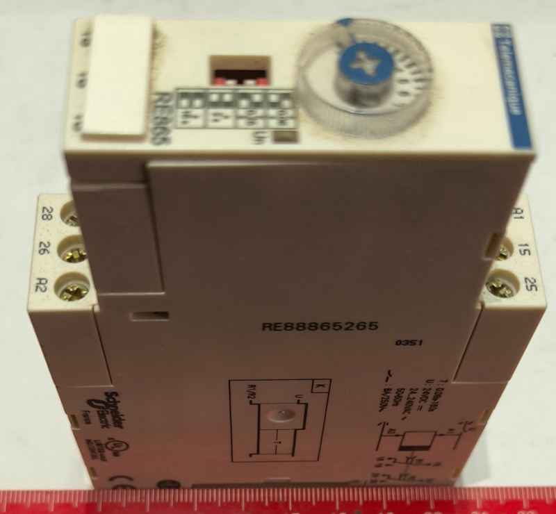 RE88865265 - časové relé  .. cena na dotaz / price on request