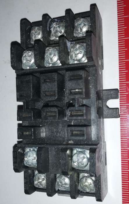 SCHRACK RM78705 - patice pod relé