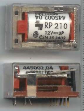 rele RP210-12Vss-2p vypájené