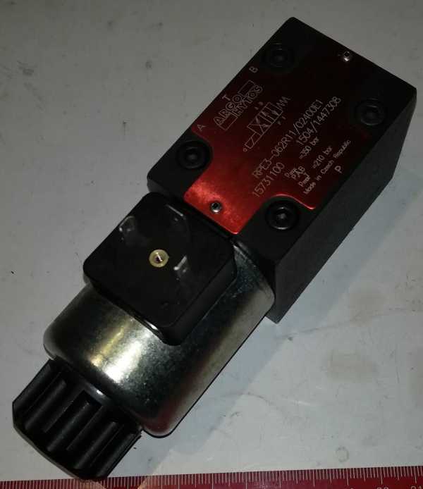 RPE3-062R11/02400E1 - ARGO-HYTOS Rozvaděč elektricky ovládaný  .. použitý / used  .. cena na dotaz / price on request