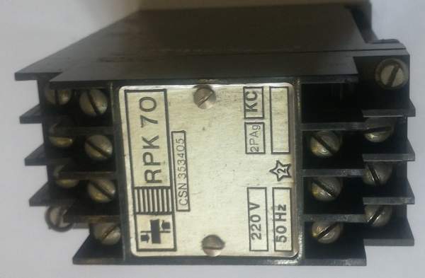 relé RPK70  220V 50Hz KC, starší .. cena na dotaz